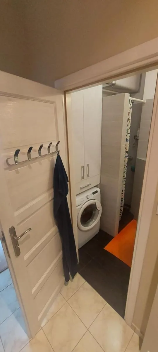 Image 2 of K2013 Astra Grand-Tourist