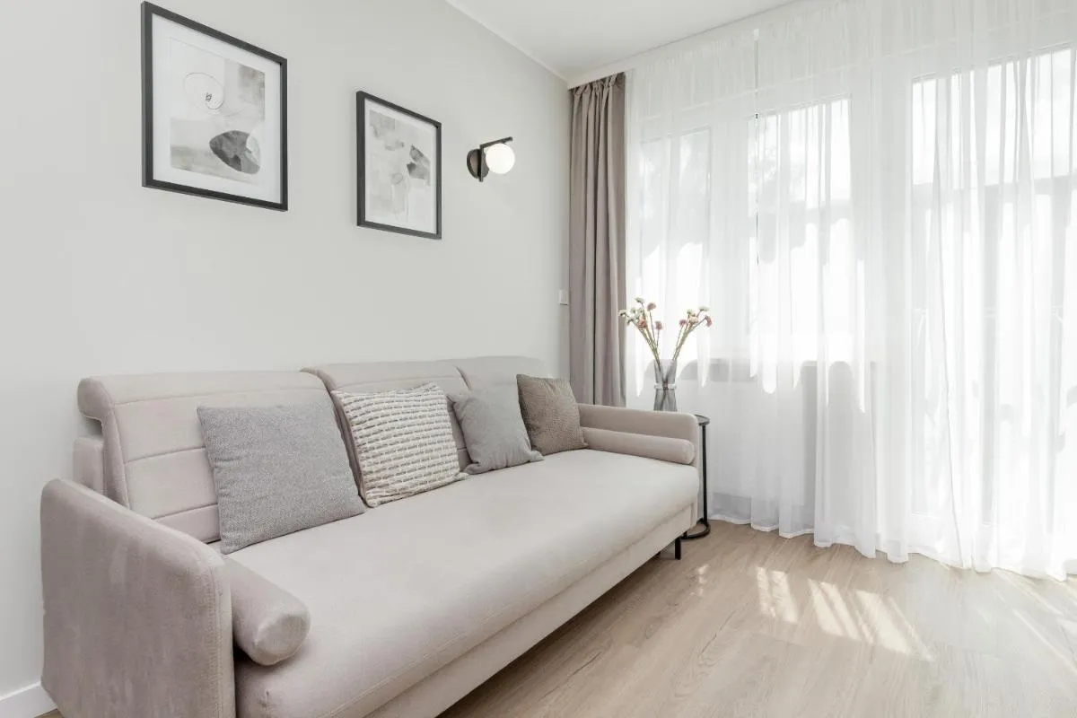 Image 2 of Kaszmirowy Apartament z 3 sypialniami Blisko Plaży w Gdańsku by Noclegi Renters