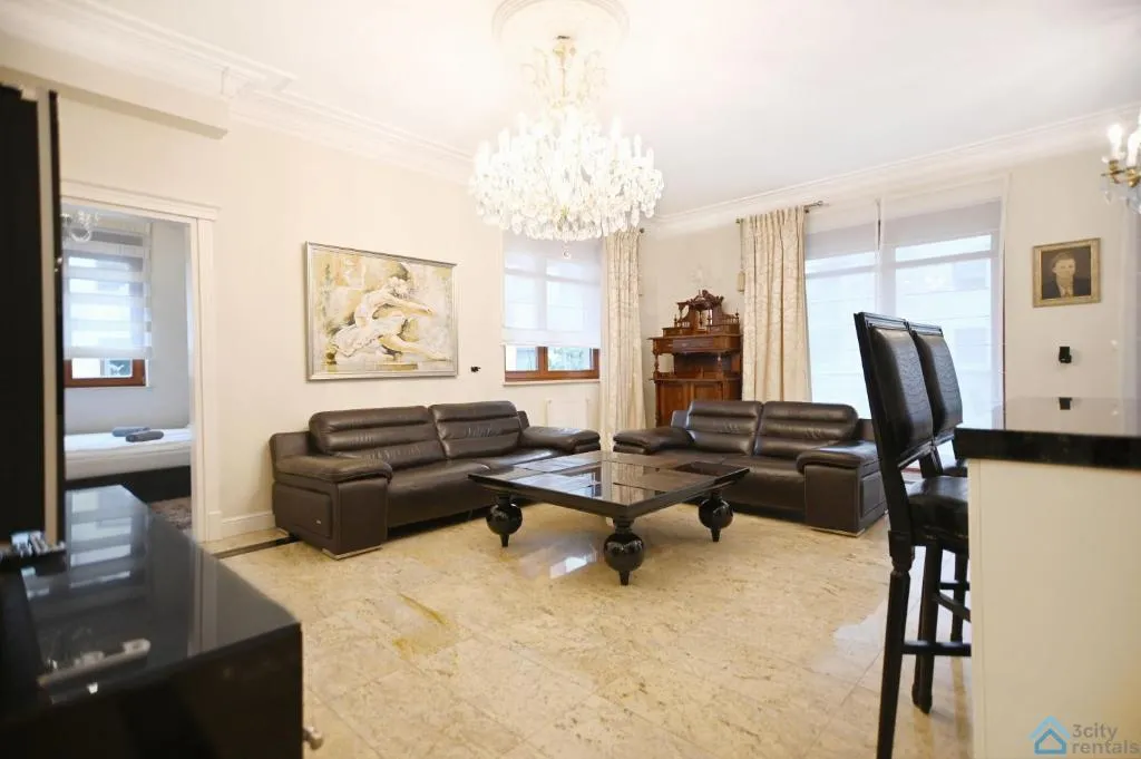 Image of Large and Luxury 3city Apartment in Gdańsk with Two Balconies by Noclegi Renters