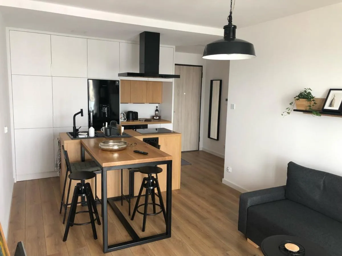 Image 4 of Letnica view