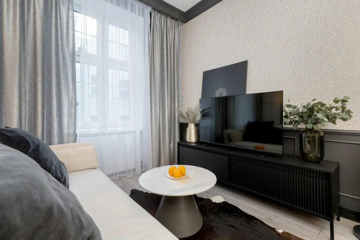 Image 5 of Luksusowy Apartament w Gdańsku przy Motławie i Rynku z Biurkiem do Pracy Zdalnej by Noclegi Renters