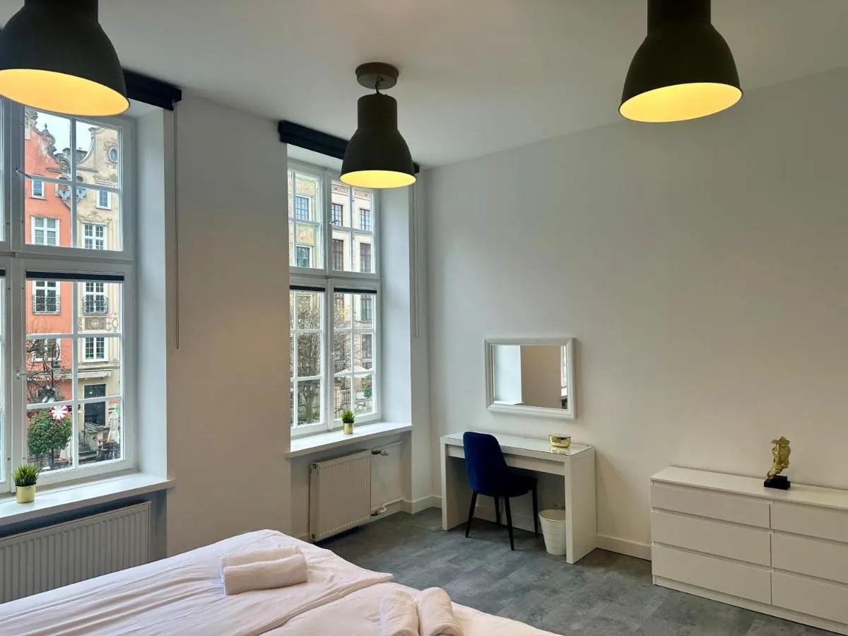 Image 1 of Lunette Apartments – Długi Targ