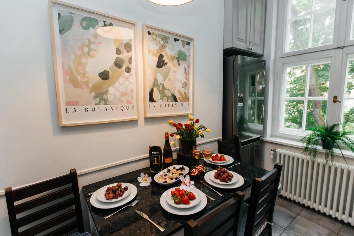 Image 3 of Maya’s Flats & Resorts 31 – apartament z dwiema sypialniami two bedrooms apartament OGARNA STR OLD TOWN GDANSK