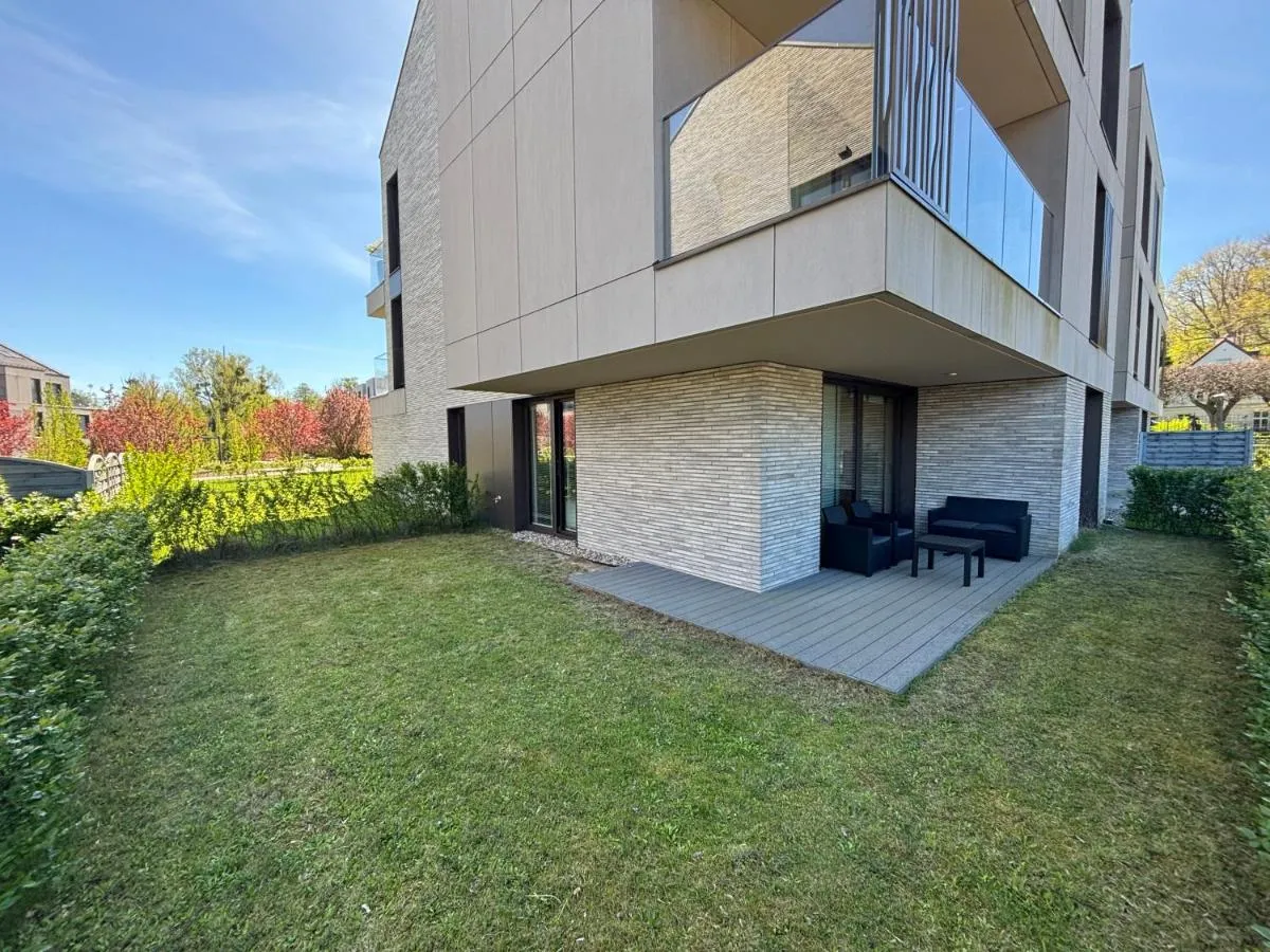 Image 5 of OLIWA Apartament przy Parku SMALL PRIVATE GARDEN AND FREE PARKING