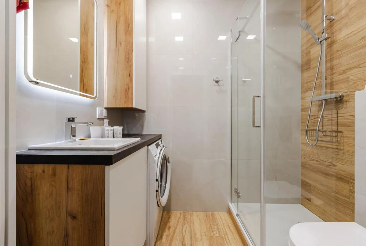 Image 2 of Old Town Elegant Apartment by BookingHost