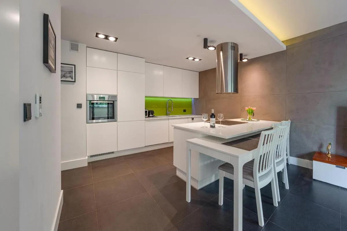 Image 2 of Olivia Apartment