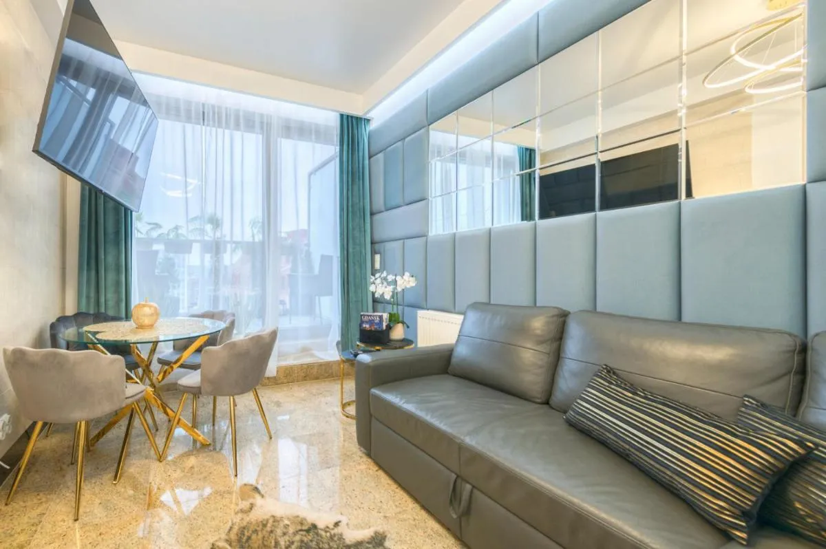 Image 4 of PREMIUM Apartment KINGDOM on the Motława River- Free parking