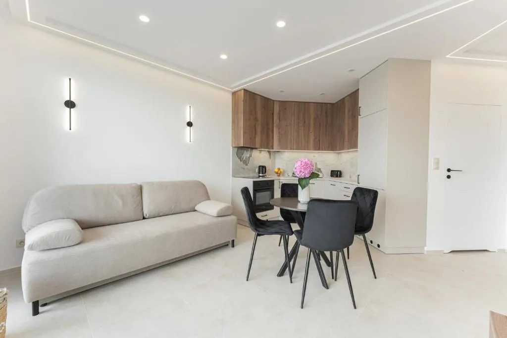 Image of Panorama Baltica – Stylish 15th Floor Apartment with Rooftop Terrace near the Sea and Polsat Plus Arena Stadion Stadium Gdansk Letnica