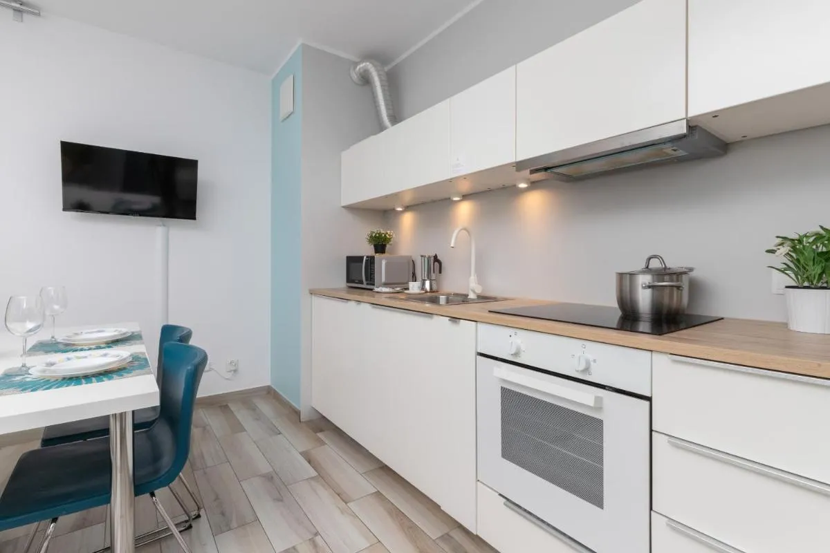 Image 2 of Pastel Lawendowe Wzgórze Studio with Balcony and Parking by Noclegi Renters