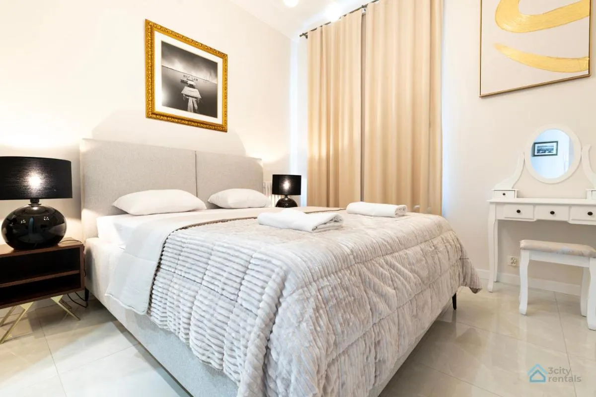 Image 1 of Portos – 3City Apartment Old Town Gdańsk by Noclegi Renters