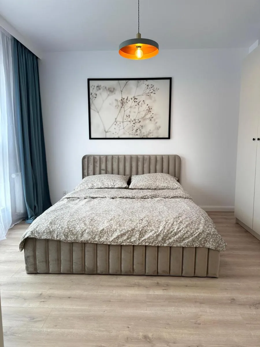 Image 5 of Portovnia