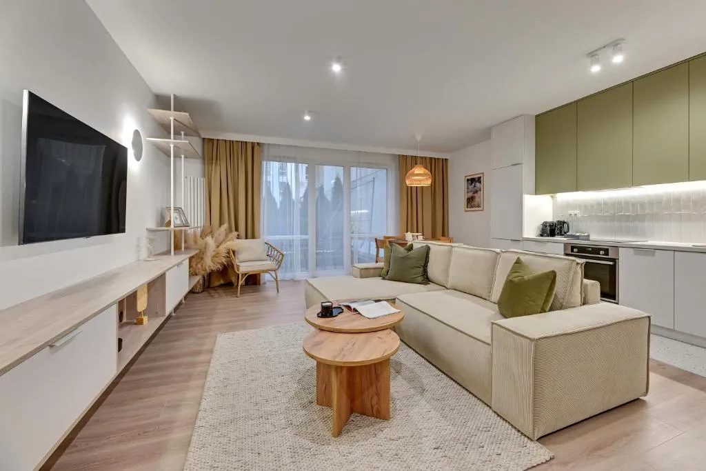 Image of Riverfront & Parking by Downtown Apartments