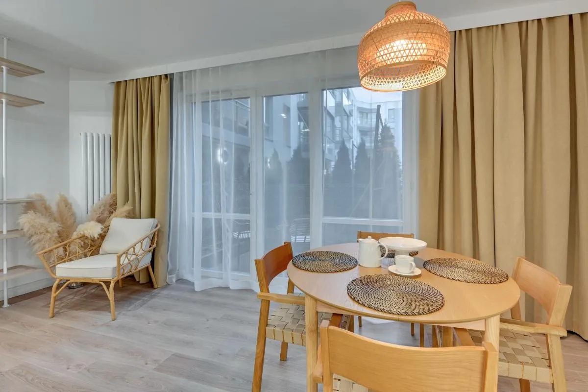 Image 3 of Riverfront & Parking by Downtown Apartments