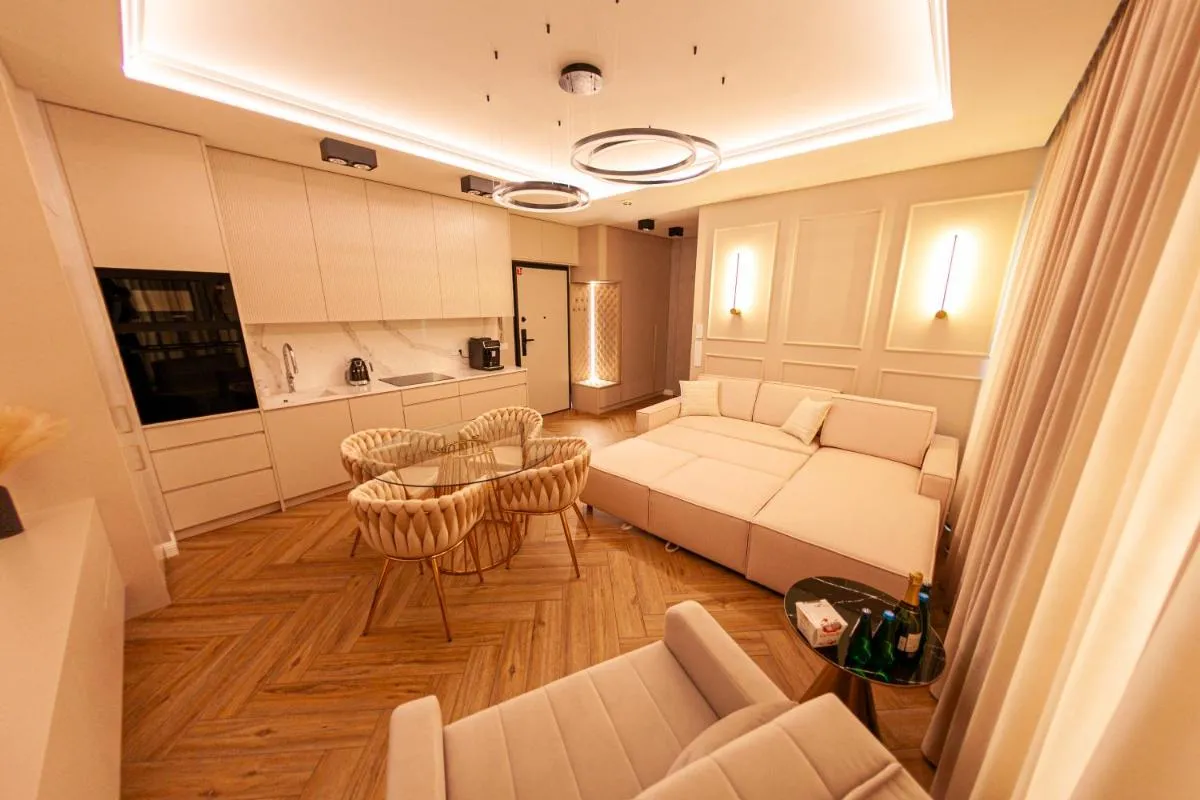 Image 3 of Royal Residence Apartment