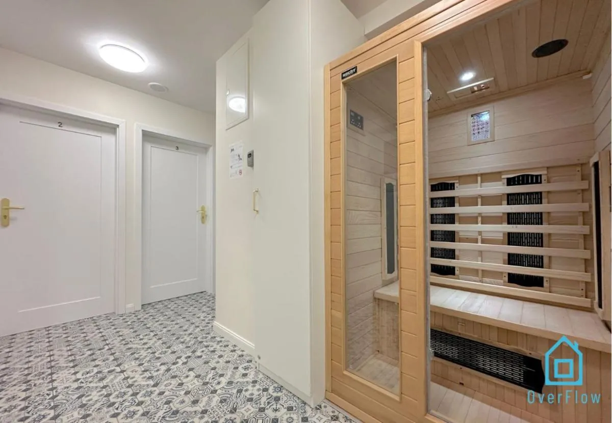 Image 2 of Seredino Relax Apartment- Romantic Escape with a Bathtub in the Bedroom, 5 Minutes to Gdańsk Old Town & Seaside