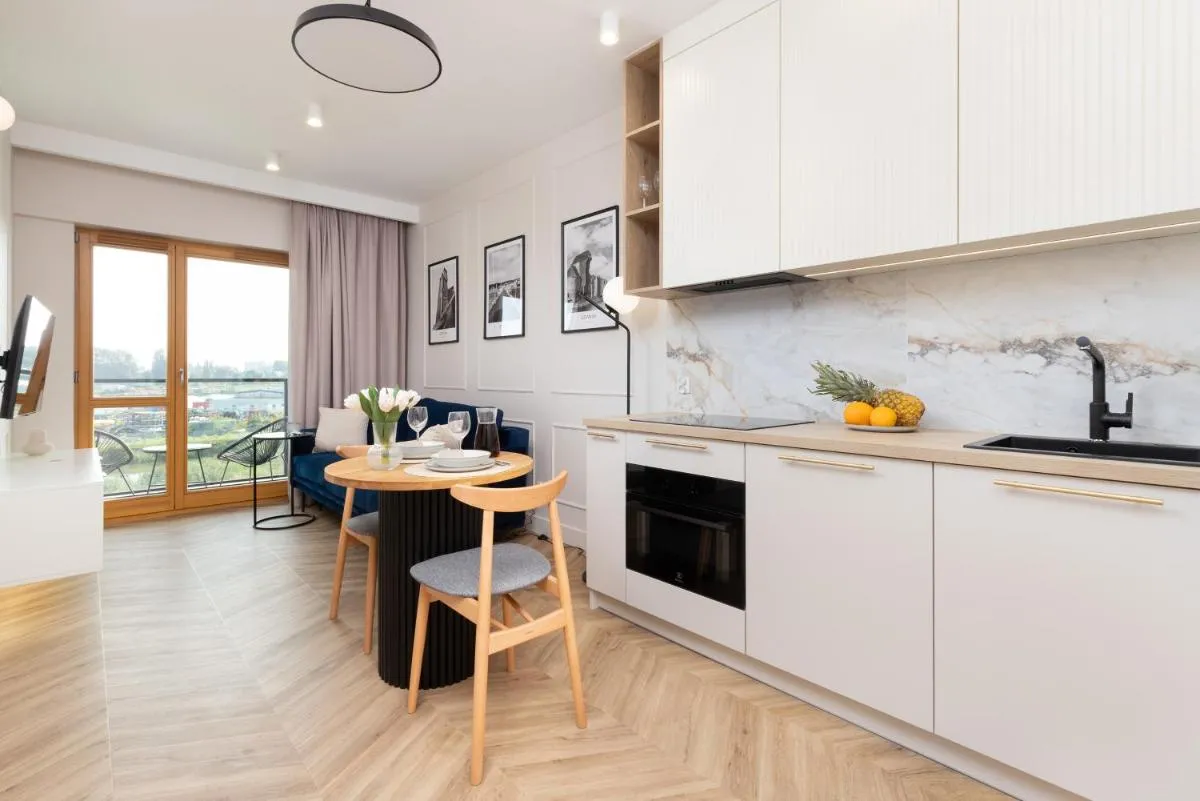 Image 4 of Sienna Grobla Apartment with View of the Motława Terrace & Sauna, Gym by Noclegi Renters