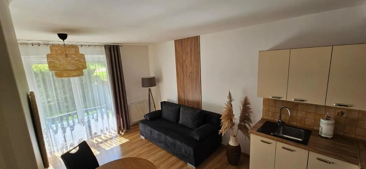 Image 3 of Słoneczna kawalerka – studio