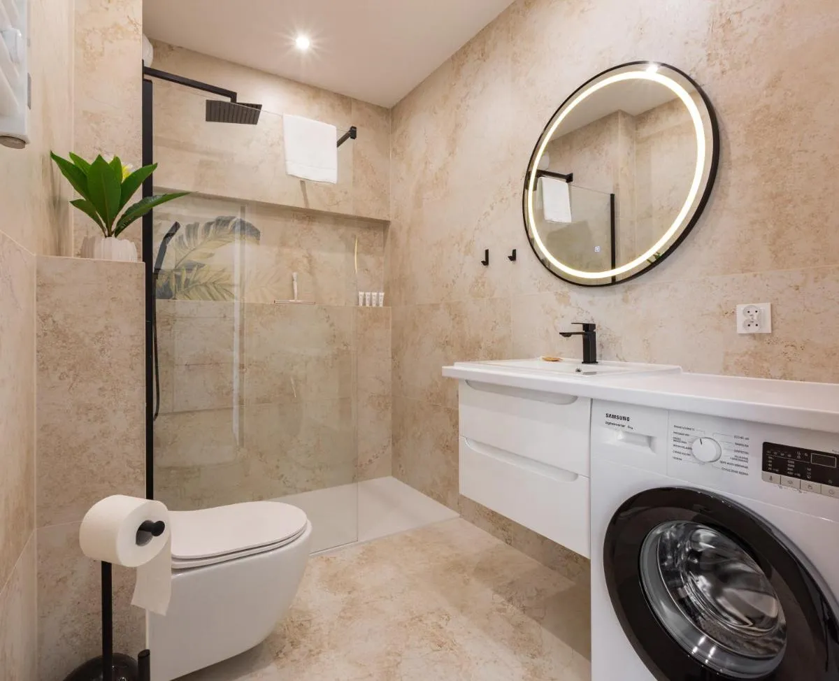 Image 2 of Starowiejska Panorama View Apartment by BookingHost