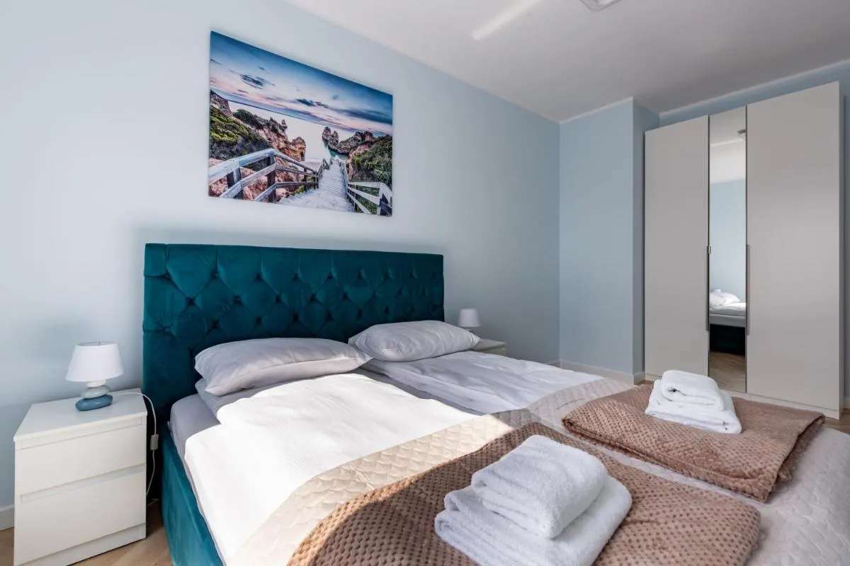 Image 6 of Starowiejska Panorama View Apartment by BookingHost