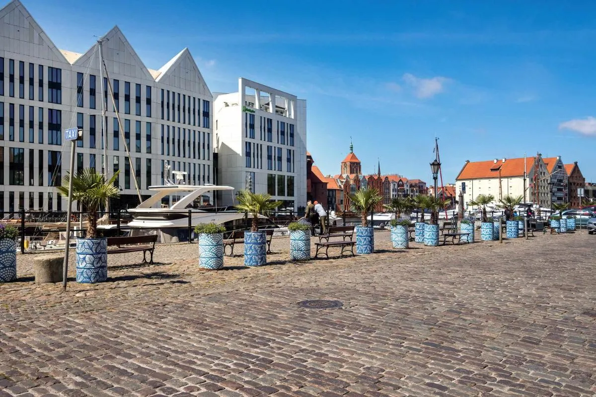 Image 6 of Stylish Apartment with Balcony & Parking Old Town Gdańsk by Noclegi Renters