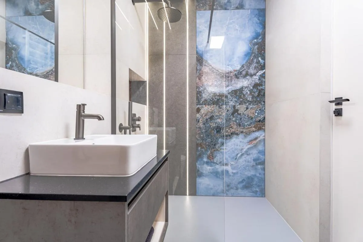 Image 6 of Sunny Crane Apartment