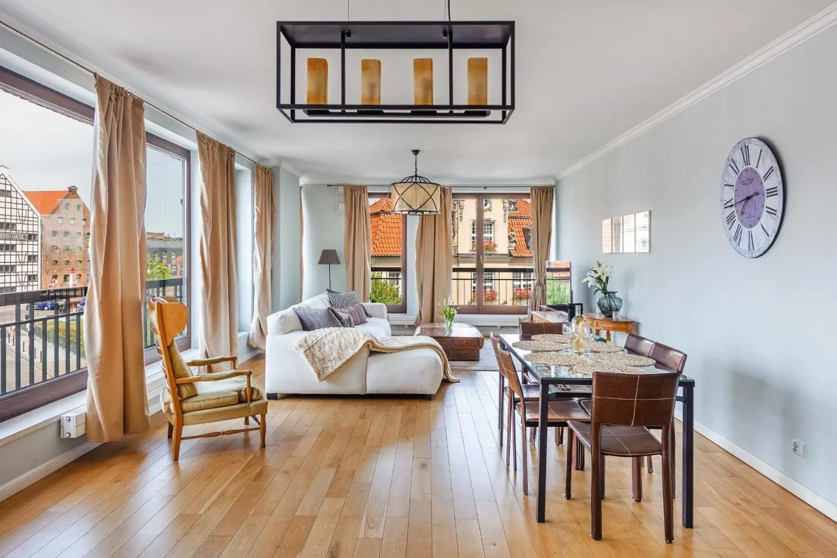 Image 5 of Yacht Mansion – Premium VIEW