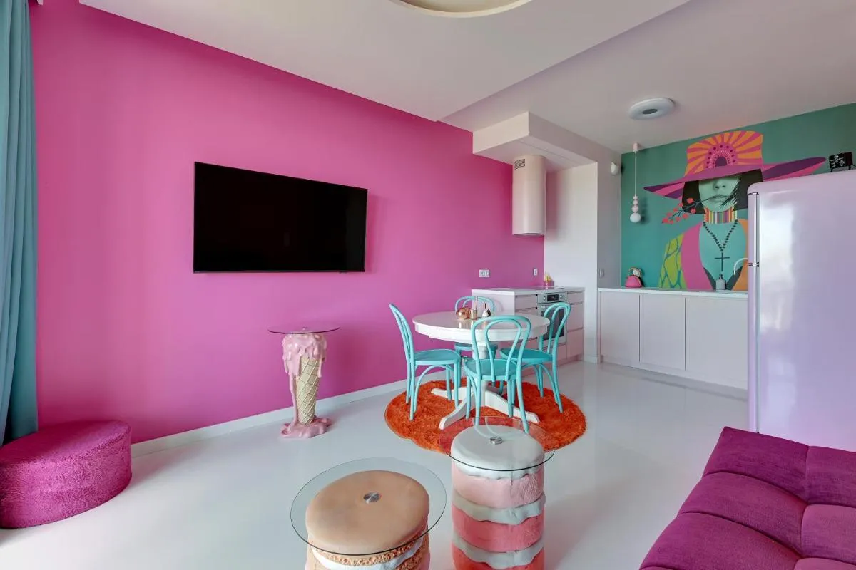 Image 4 of Żurawie Pink Port Before Party by Grand Apartments