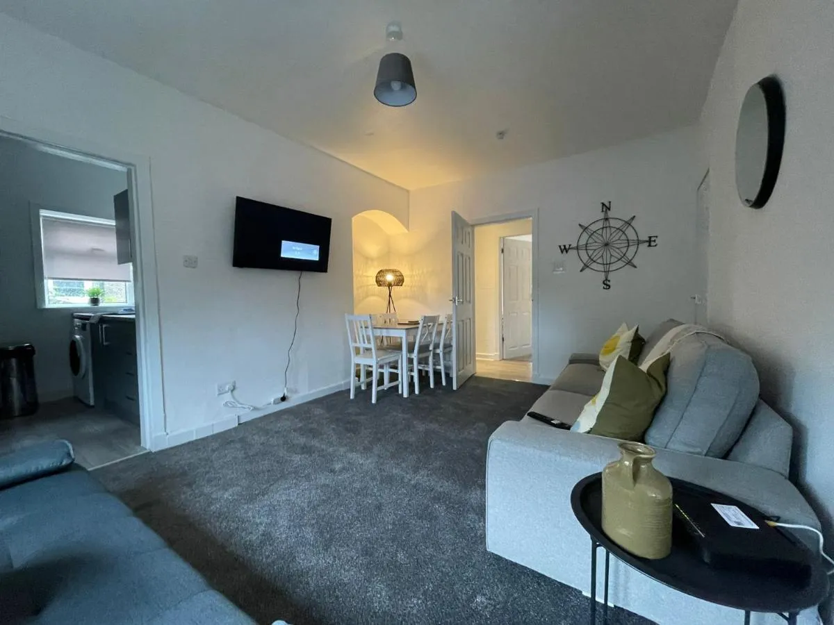 Image 3 of Cardonald House