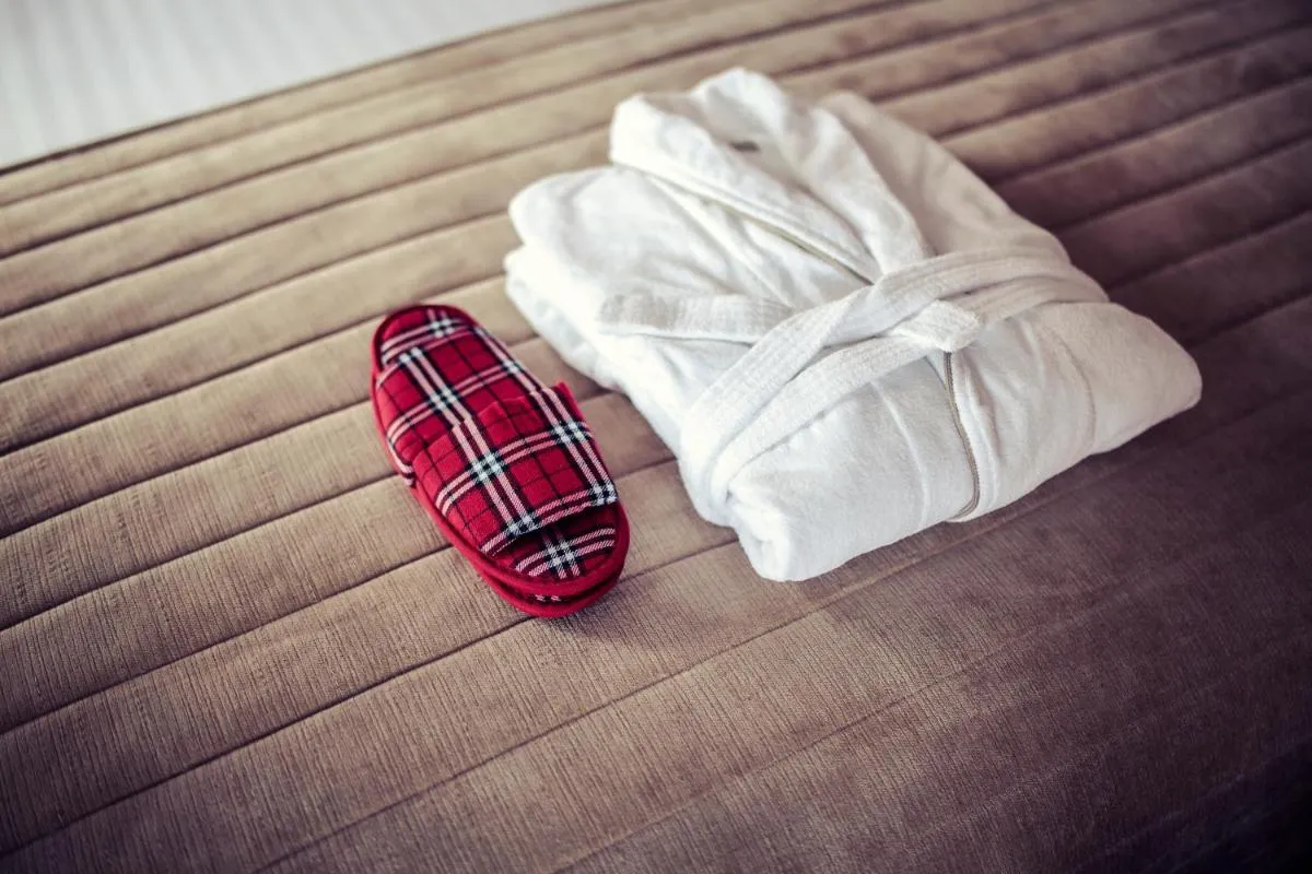 Image 2 of Carlton George Hotel