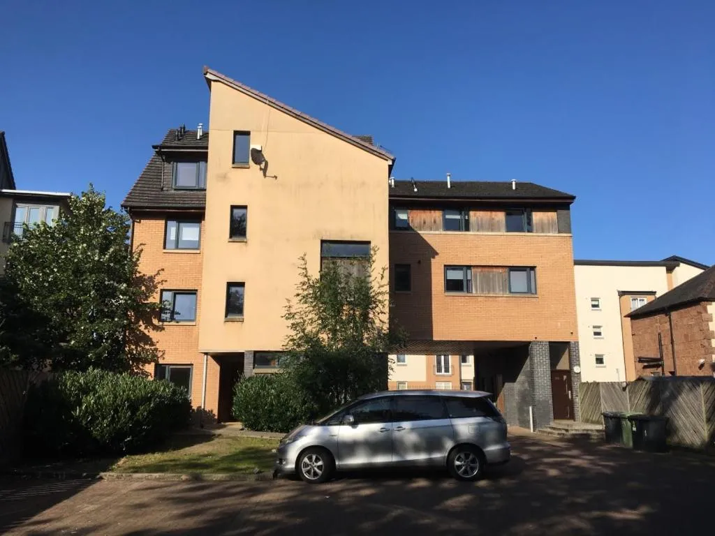 Image 3 of Cozy Nights – Cambuslang 1/64