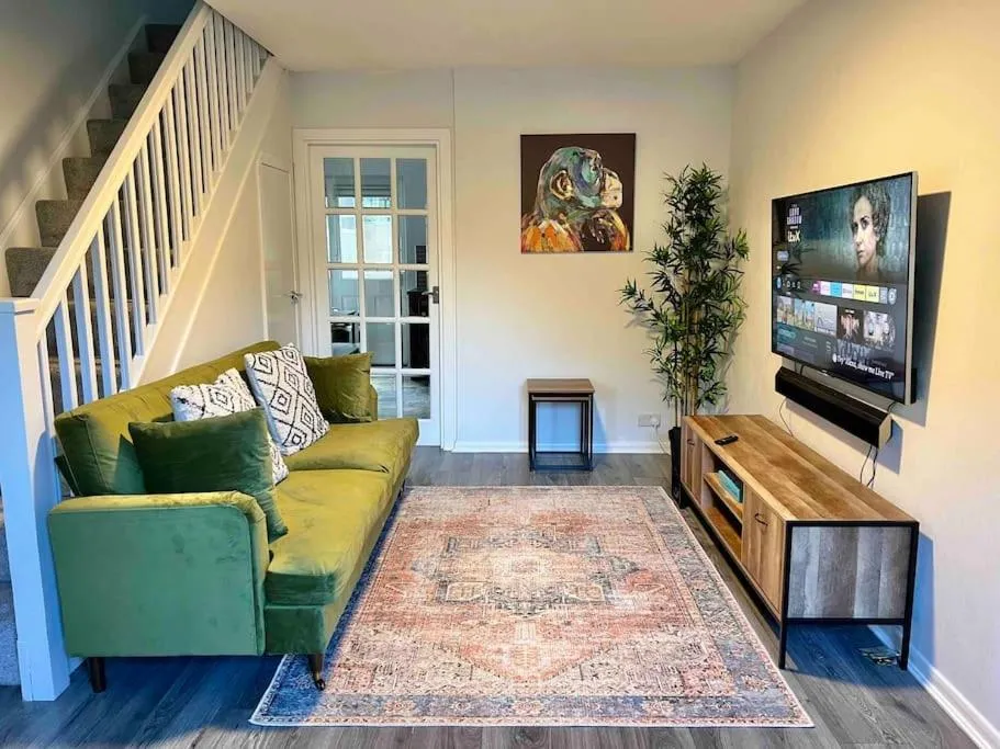 Image of Ideal 2 Bedroom Glasgow Home