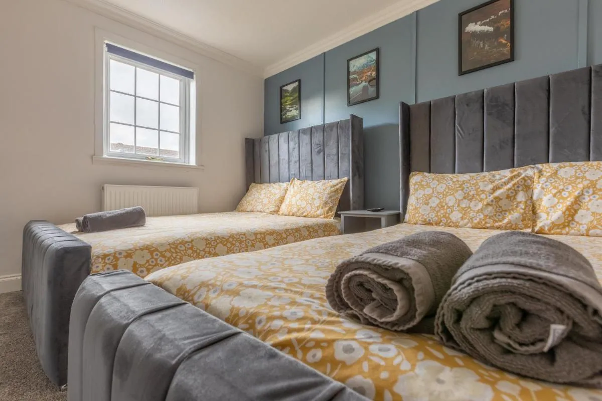 Image 6 of Ideal 3 Bed Home In Glasgow City With Free Parking