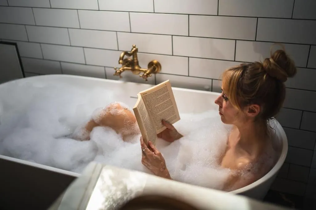 Image 2 of The West End Loft – 5* Retreat – Private Parking!