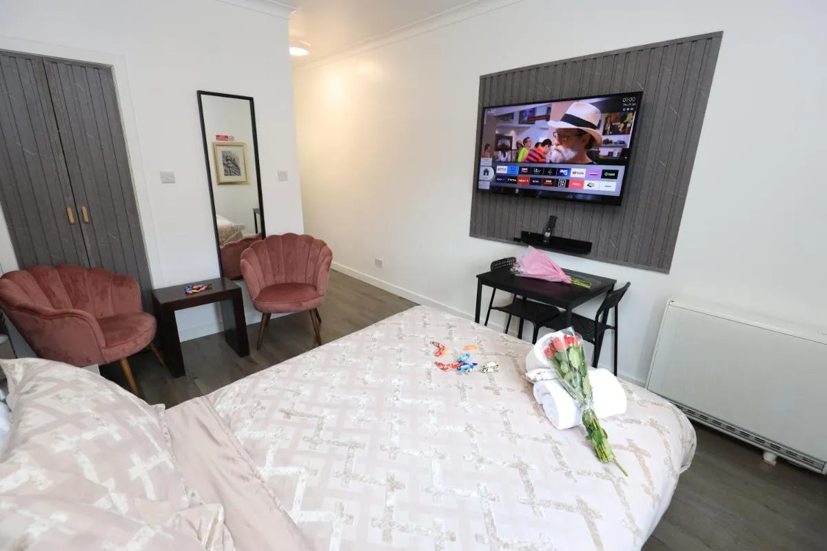 Image 6 of VR Apartments