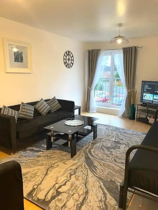 Image 4 of 2 Bed Entire Upper Cottage Flat in Central Glasgow