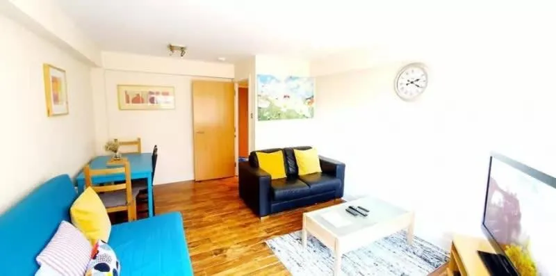 Image 1 of 2 Bedroom Apt in the Heart of the City Centre, perfect Location