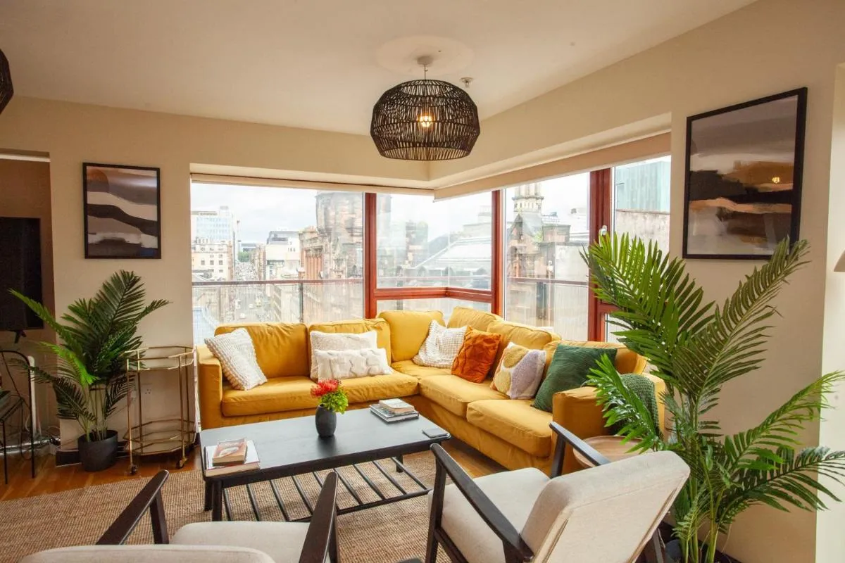 Image 6 of Beautiful Penthouse in City Centre Location