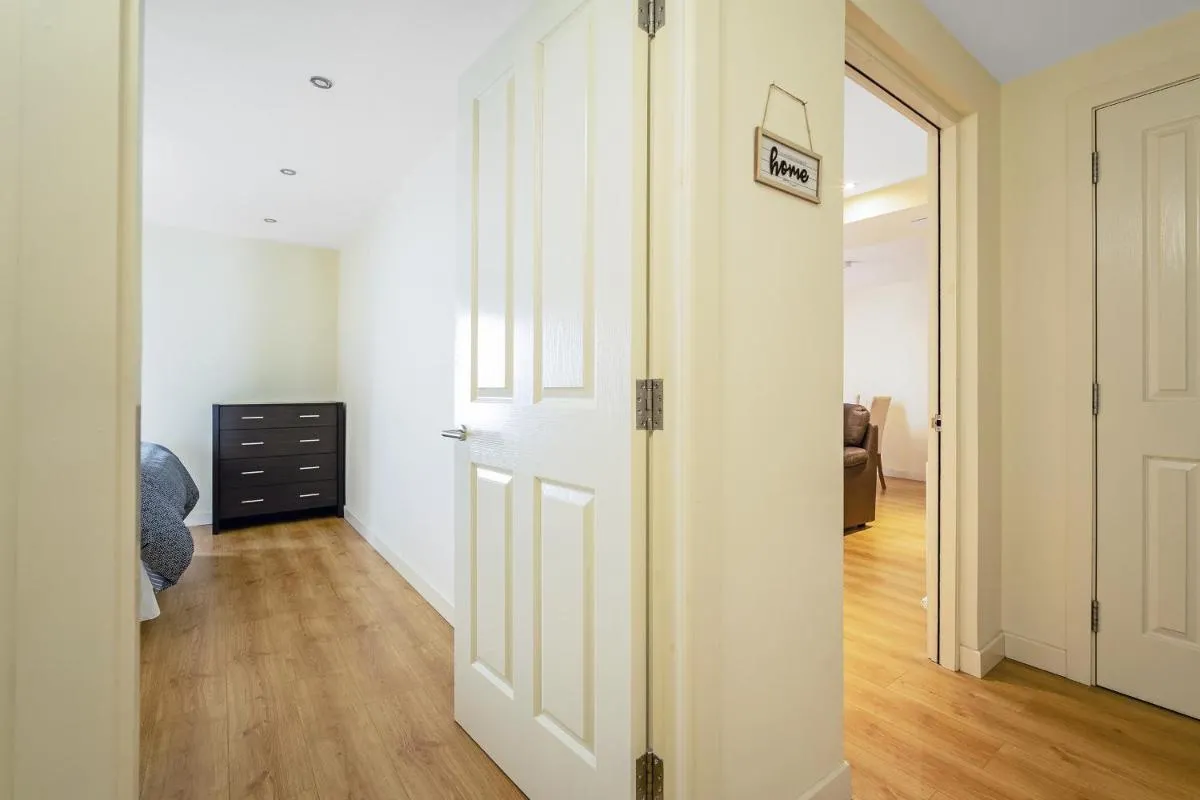 Image 5 of Bell Street Apartments