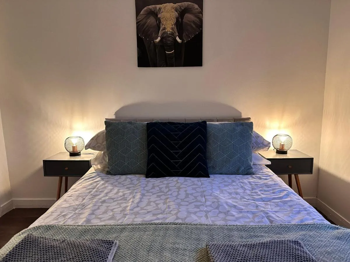 Image 2 of BrightCentral Apartment With Parking