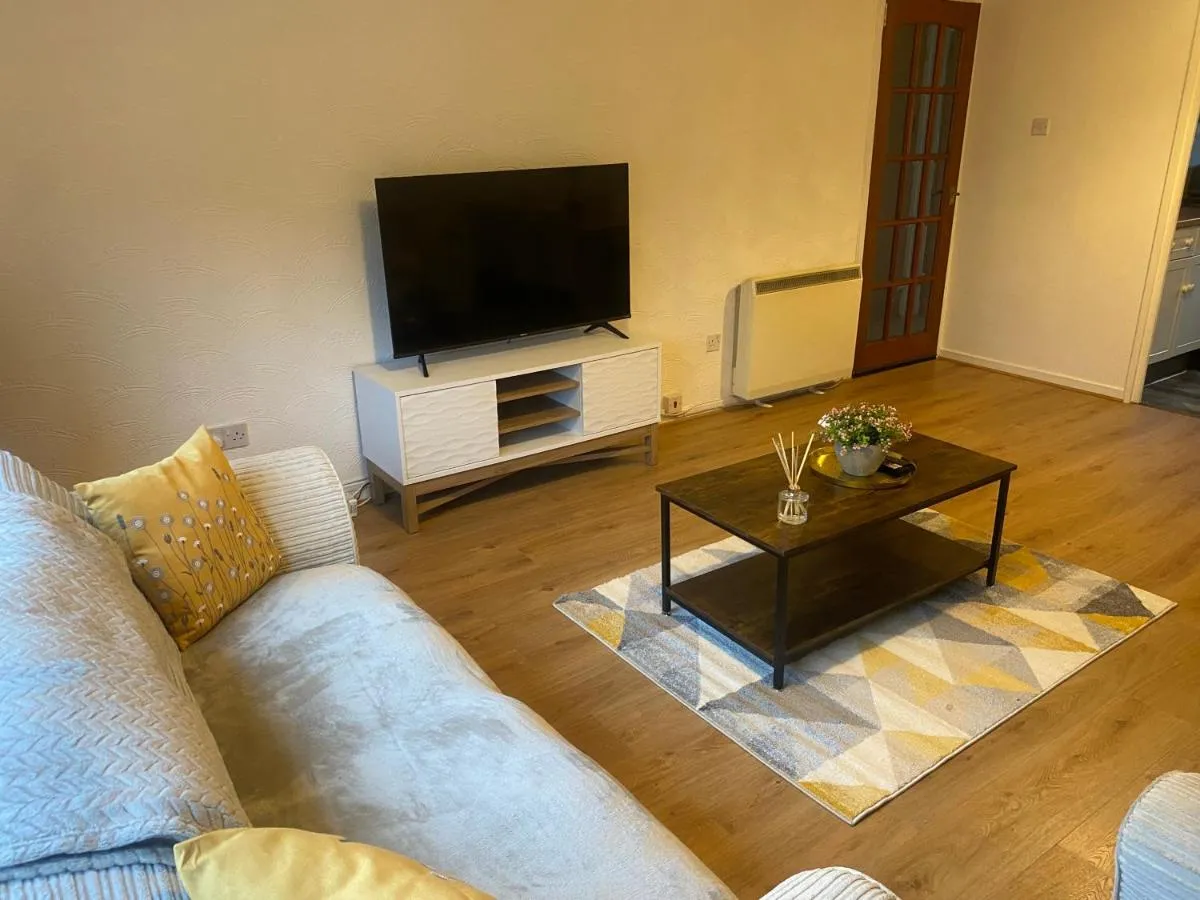 Image 5 of Comfy 3bed City centre apartment