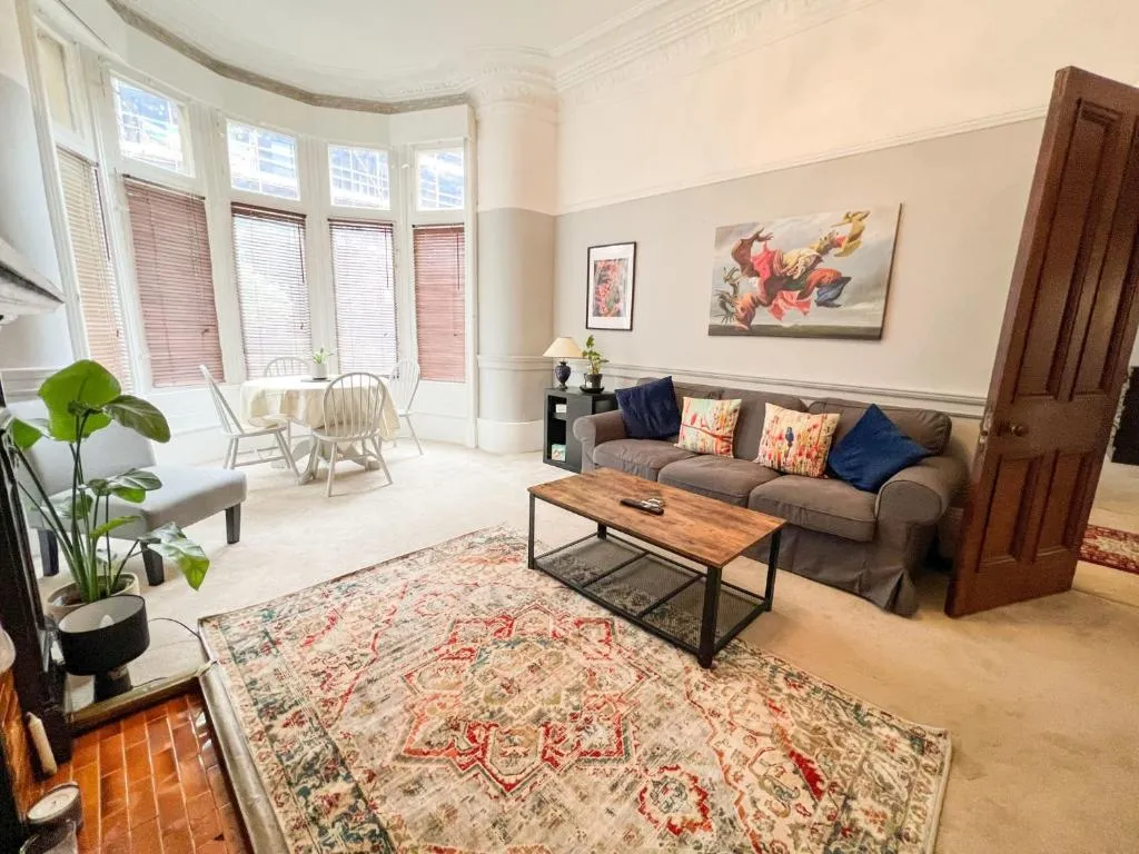 Image of Cozy Retreat Glasgow West End