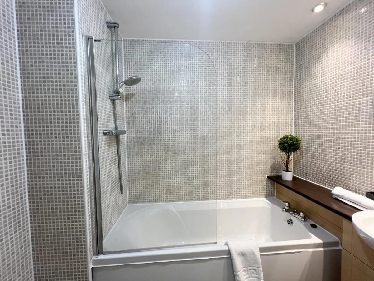 Image 6 of Duplex Apartment in Glasgow