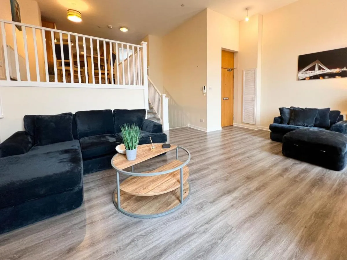 Image 4 of Duplex Apartment in Glasgow