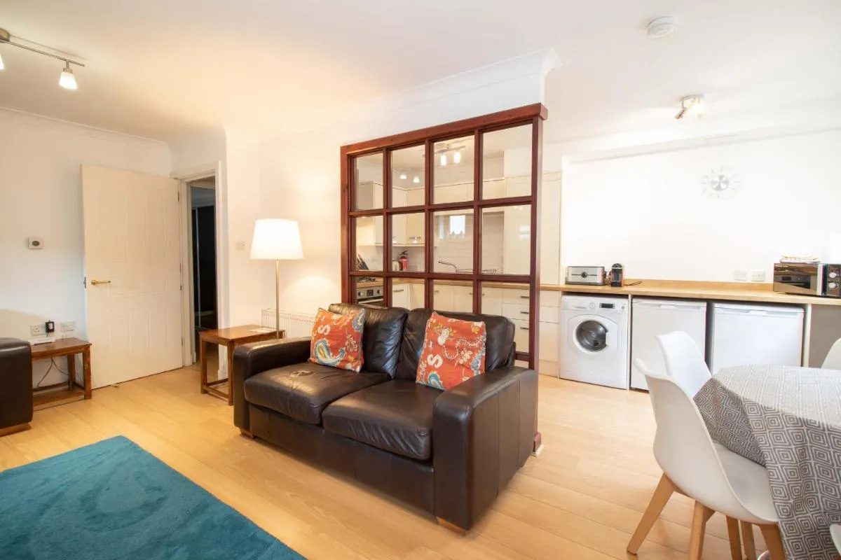 Image 4 of Glasgow City Flats – Merchant City