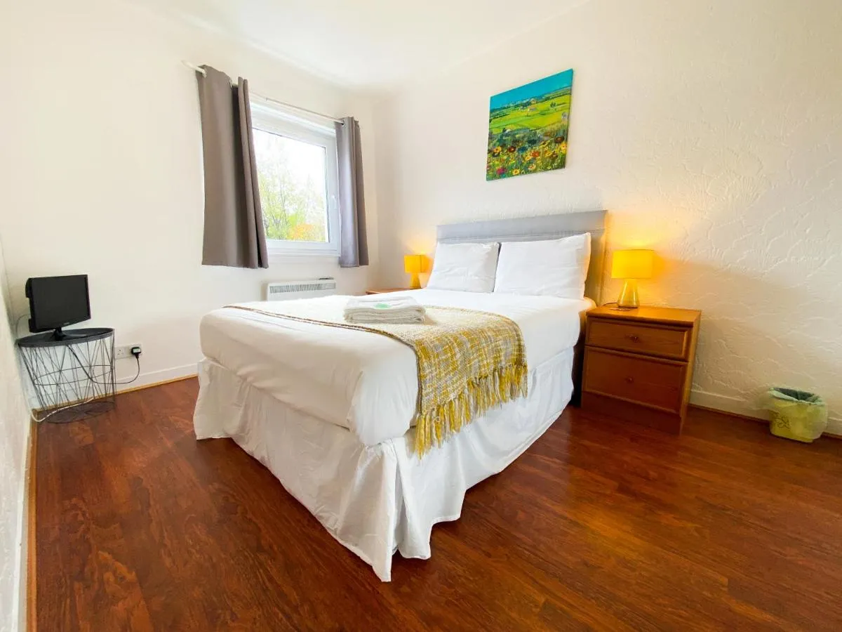 Image 1 of Glasgow Green Park Home