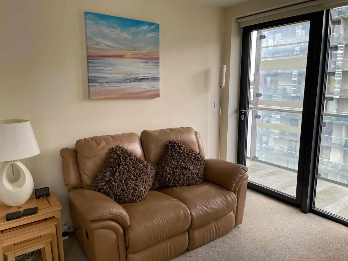 Image 1 of Glasgow Harbour River West End