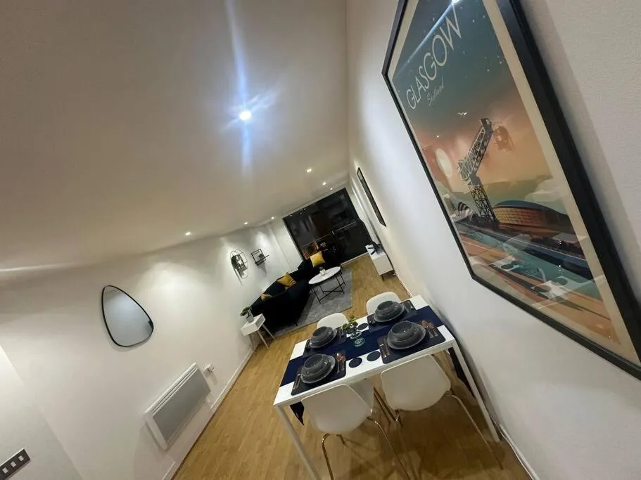 Image of Glasgow River Clyde Hydro Aprt