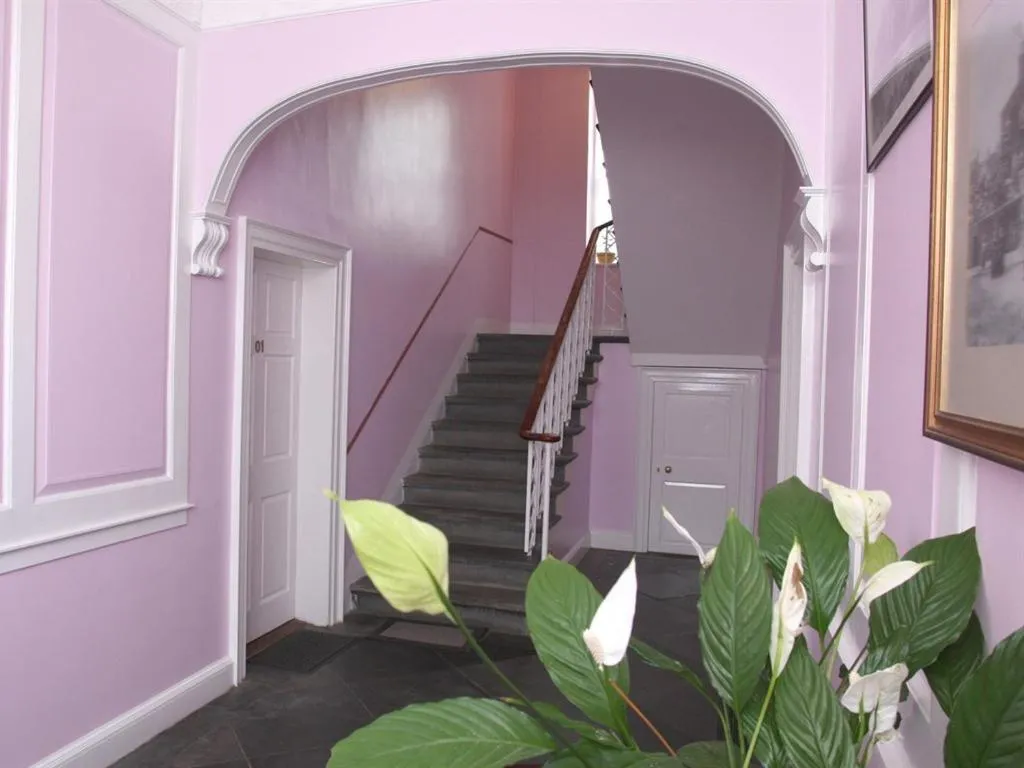 Image 3 of Glasgow city Charlotte service Aparments