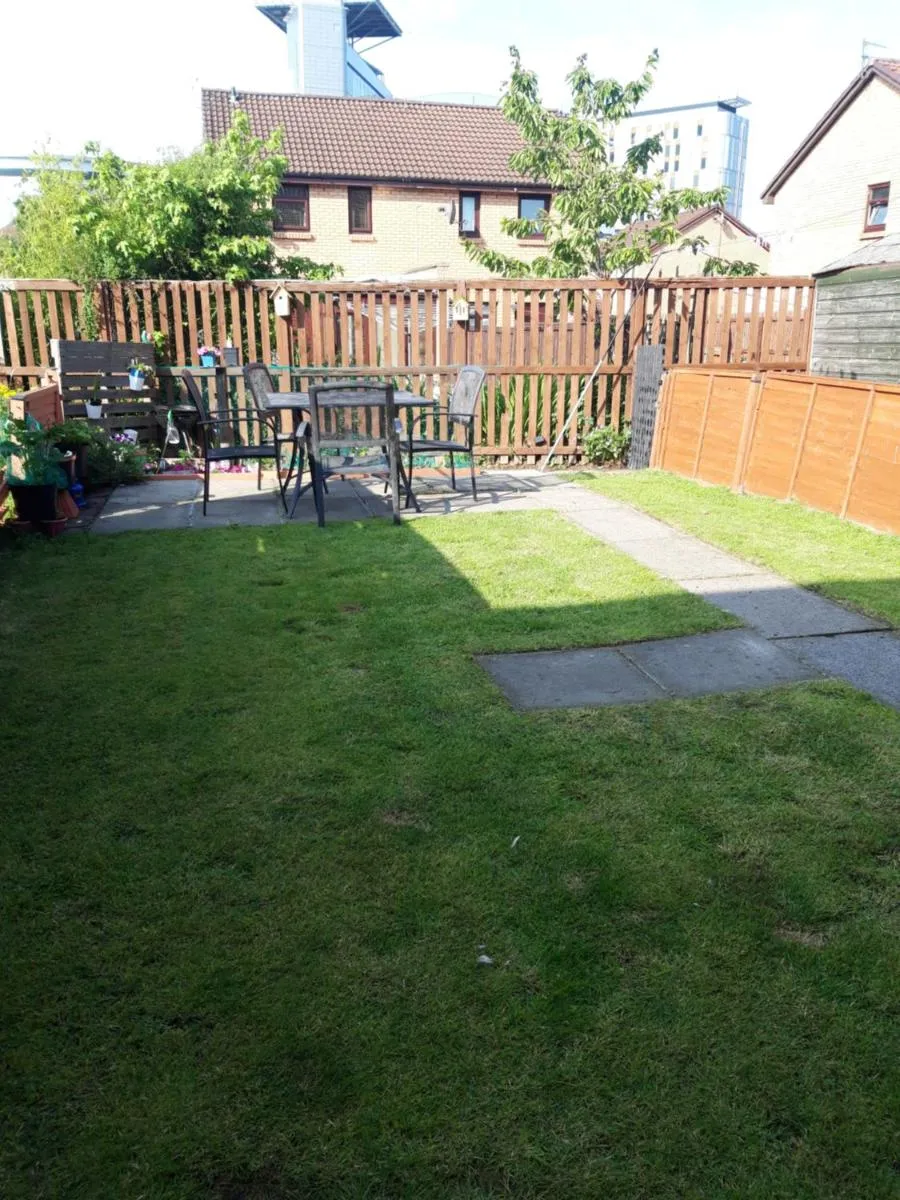 Image 5 of Hardgate Gardens