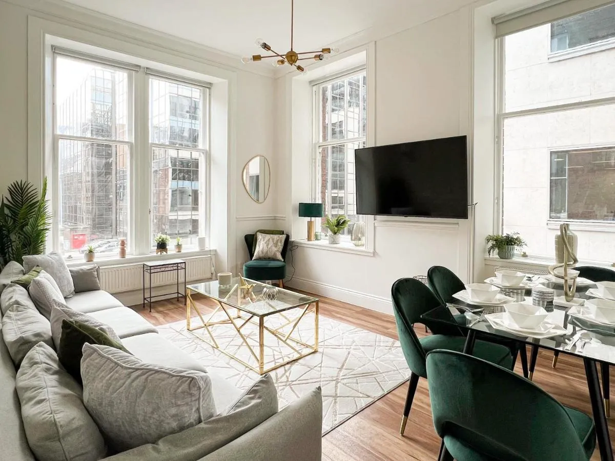 Image 3 of Large Blythswood Residence